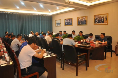 天瑞集团成功举办脱硝技术改造应用交流会，引领绿色网络技术服务升级