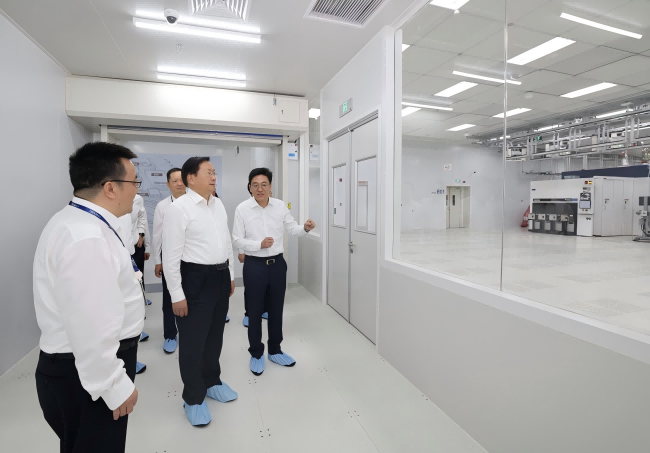 王忠林在武汉东湖高新区调研 以科技创新引领新质生产力发展 加快打造具有全国影响力的科技创新高地